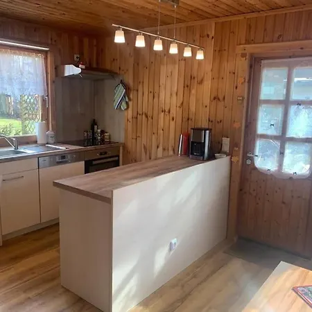 Holzhaus Mit Direktem Wasserzugang In Berlin-koepenick 베를린
